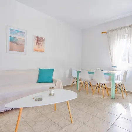 Akti Apollona 아파트 아폴론