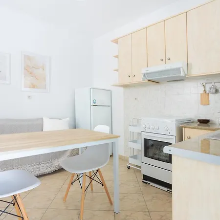 Akti Apollona * Apollon