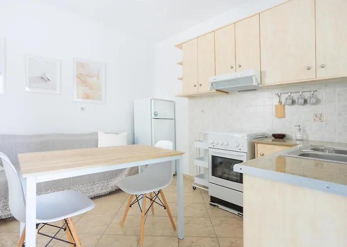 Akti Apollona * Apollon